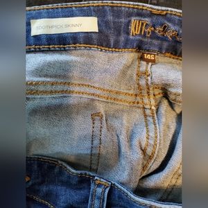 Kut from the Kloth Toothpick Skinny Size inseam 29 1/2".   14s